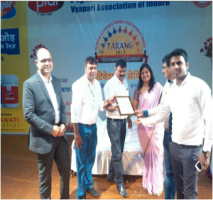 “Best Cooperation Award” from the Raipur Plywood Traders Association and JACPL (Indore CPD Team) has received the “Sanmaan Patra” from the Plywood & Laminate Vyapari Association of Indore